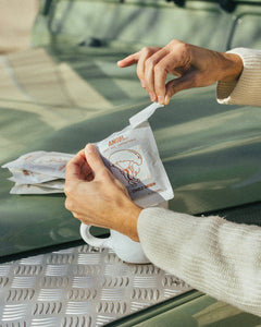 Preparation d un drip bag ANOM avec eau chaude